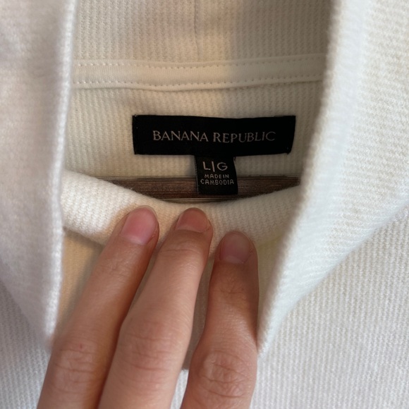Banana Republic Oversized Turtleneck Sweater - Picture 3 of 4